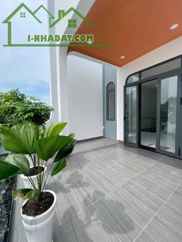 Nhà Hiệp Thành 1 trệt 1 lầu ngay trung tâm đường ô tô. DT: 4,8x18,5 tổng 90m2, tc full - 4