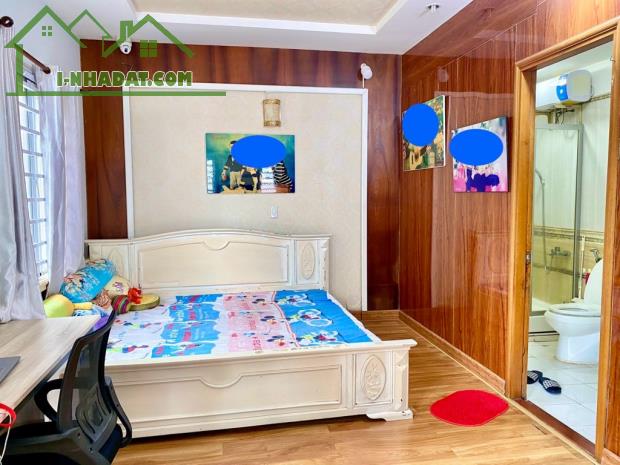 🏠🏠🏠 NHÀ 3 TẦNG HẺM LỚN NHƯ ĐƯỜNG. PHAN VĂN TRỊ . P 7 .GV ...112M ...💸💸💸 17.5 TỶ  + N - 4