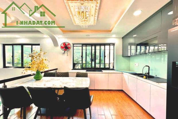 Nhà đẹp đường Phạm Văn Chiêu Phường 14, 59.4m² 4 Tầng, ngang lớn 7.7m - Giá 8.1 tỷ TL - 5