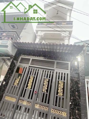 Bán nhà sát mt Hiệp Thành 13 Q12 , 33m2-3tang , hẻm kiamoning , liền kề chợ , 3 TỶ NHỈNH - 3