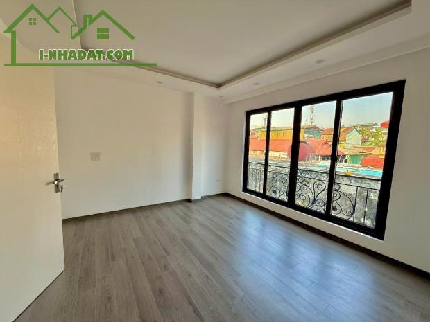 Bán nhà ngõ Hoàng hoa Thám, Ba đình. DT sổ 32 m2 , thực 46 m2 , rao 8,6 tỉ