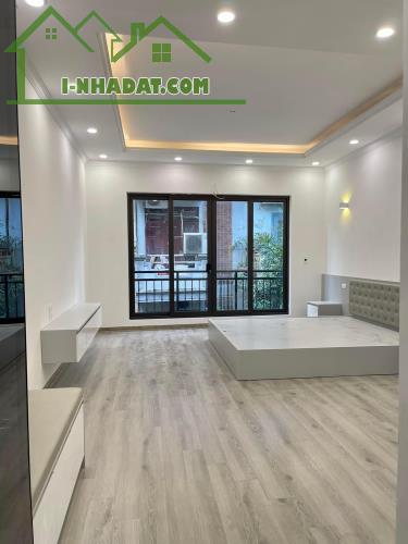 Bán nhà KPL 385 HOÀNG QUỐC VIỆT - Cầu Giấy - 50m2 - 6T thang máy , ôtô vào nhà, kinh doanh - 1