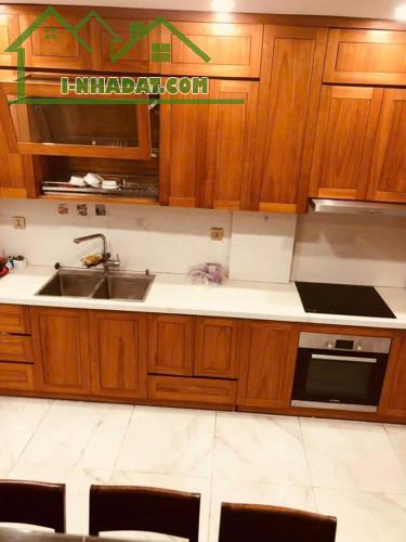 Bán nhà mặt tiền Phú Diễn Bắc Từ Liêm phân lô, ô tô, kinh doanh giá nhỉnh 9 tỷ