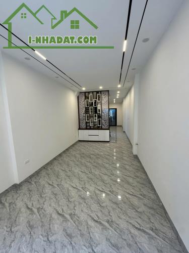 SIÊU PHẨM SÀI ĐỒNG 50M2 x 4T MẶT NGÕ THÔNG 10M OTO TRÁNH, GẦN PHỐ SẦM UẤT. 7,3TỶ