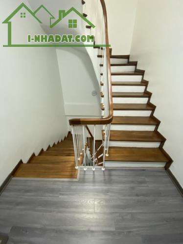 Bán nhà Bồ Đề,Long Biên 4 tầng,90m,mt4.5m oto vào nhà nhỉnh 14 tỷ - 4