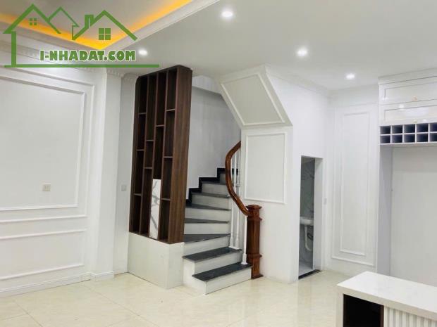 BÁN NHÀ LẠC LONG QUÂN - CẦU GIẤY - HÀ NỘI - 39M2