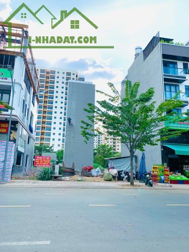 Bán Đất Xây Cao 6 Tầng Mặt Tiền Chợ Bình Khánh,Quận 2 DT:139m2(10mx13,9m) Đường Rộng 24m - 2