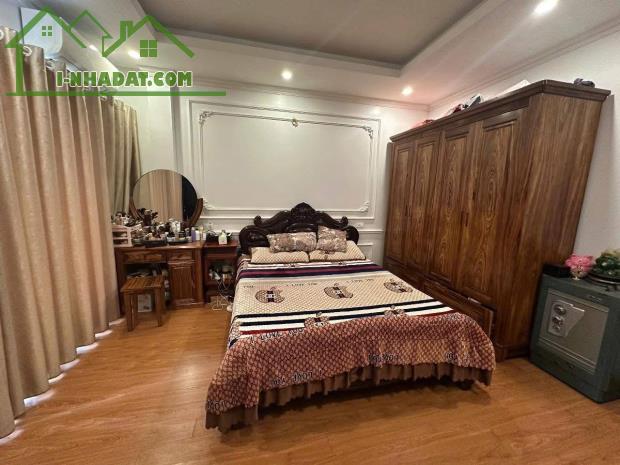 Đỉnh nóc kịch trần Bồ Đề 53m2 x 5T lô góc gara full nội thất ngõ thông kinh doanh. 13,9tỷ - 3