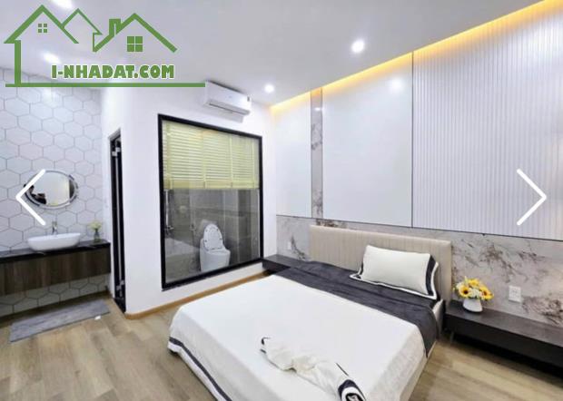 Nhà 3 tầng vừa mới xây full nội thất xịn xò. Đường Duy Tân . Giá : 4tỷ850 thương lượng - 2