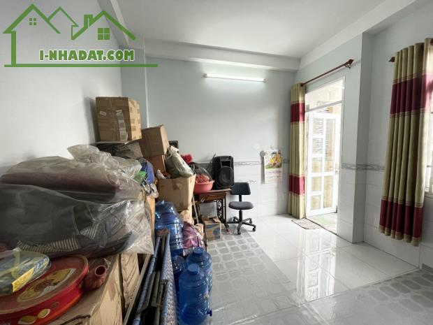Bán Nhà Đường 26/3 Bình Tân, Cạnh AEON Tân Phú, 3 Tầng, 4 phòng ngủ, hẻm xe tải, chỉ 4tỷ55 - 4