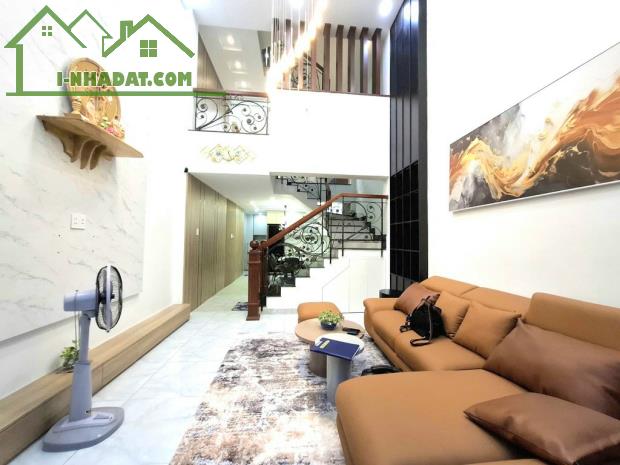 🏡🏡🏡 NHÀ 5 TẦNG HẺM XE HƠI. ĐƯỜNG PHẠM VĂN CHIÊU. P9 .GV ...DT 53M .💸💸💸 6.95 TỶ BÁN + - 3