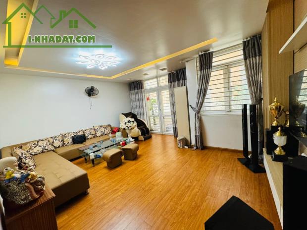 PHÂN LÔ HAI BÀ TRƯNG, GARA ÔTÔ, 2 ÔTÔ TRÁNH, GẦN PHỐ, Ở NGAY, 68M2x4Tx4,5M, GIÁ 21,9 TỶ - 2