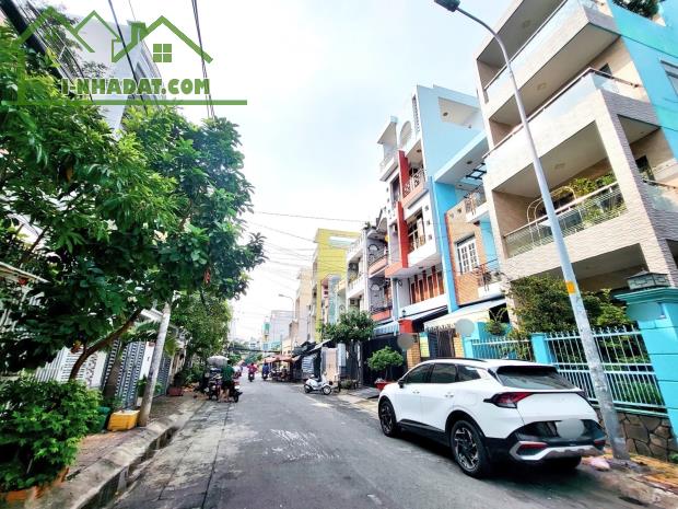 Bán Nhà Mặt Tiền - Lũy Bán Bích - Tân Phú Giáp Q.11 - 93M2 - 3 Tầng - Nhỉnh 10 Tỷ - 1
