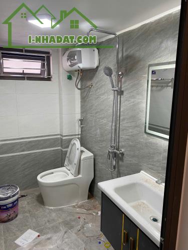 BÁN NHÀ MỚI 2.95 TỶ 3 TẦNG 72M2 CÓ SÂN Ô TÔ NGÕ TRẦN HUY LIỆU - 4