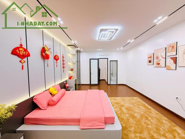 Bán Nhà 38,35m2, 5 Tầng, chiều ngang 5m Giá Chỉ 6 Tỷ Quận Đống Đa - 2