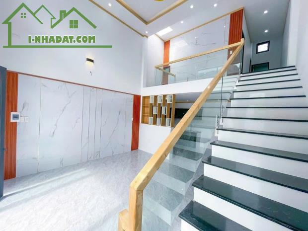 🏡 Nhà ngác lửng đang xây ngay hẻm Văn Phương DT 86,9m2 sổ riêng - có ngân hàng hỗ trợ - 1