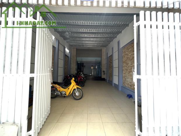 BÁN NHÀ MẶT TIỀN BÙI VĂN BA, QUẬN. 5 LẦU, SÂN THƯỢNG, GIÁ 22 TỶ 500 - 1