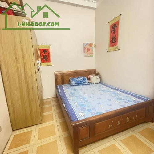 CHO THUÊ NHÀ RIÊNG ĐƯỜNG 19/5 - KĐT VĂN QUÁN, 40M2, 3 NGỦ, FULL ĐỒ, 11 TRIỆU/THÁNG - 2