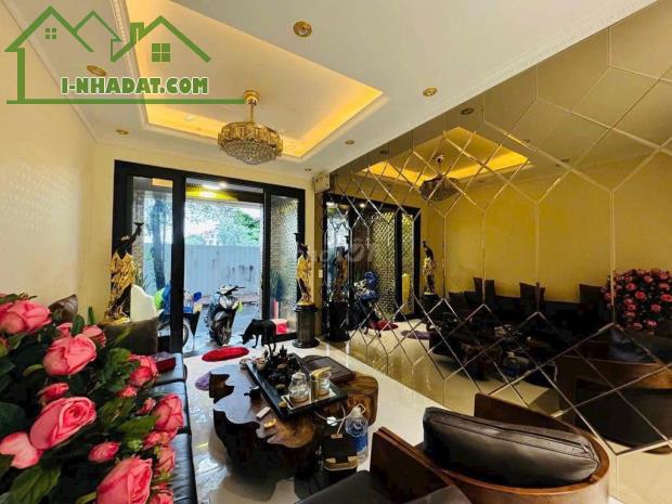 Ngôi nhà SIÊU HIẾM Mai Anh Tuấn, Phường Ô C Dừa, Đ Đa, chỉ 35 tỷ - 4