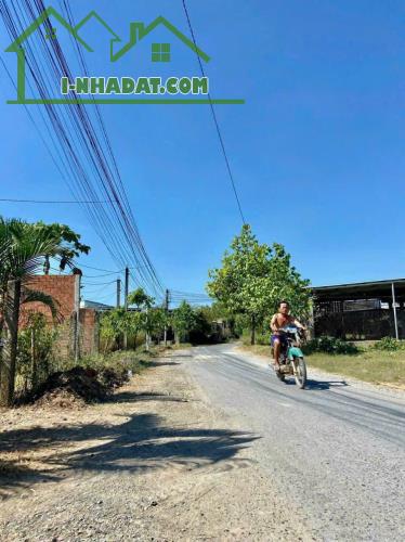 Bán đất xã Đức Hoà Thượng, cách UBND xã ĐHT tầm 500m. 5x20m giá 850tr.lh:0889841300 - 1