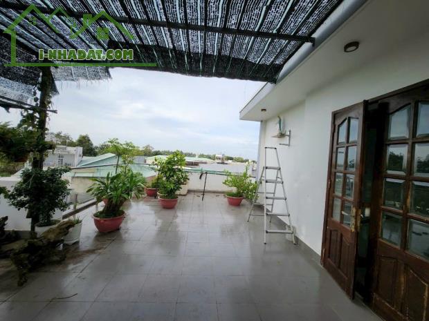 Bán nhà 1 Trệt 2 tầng hẻm xe tải, long điền Bà Rịa DT:130m2 giá: 2 tỷ 450 triệu - 1