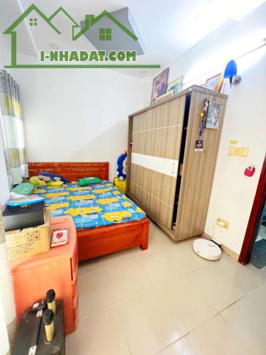 ✨4.x TỶ🧨TÂN PHÚ, 1/TÂN HƯƠNG - 40M2, 3 TẦNG - SÁT MT NHỰA 12M XE TẢI