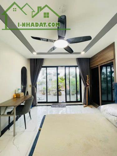 Lạc Long Quân – Tây Hồ - 100m2 – MT6m – 9 Tầng - Lô góc  – Ô tô vào nhà -51 tỷ . - 2