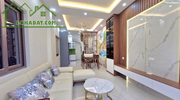 Nhà đẹp ở ngay Xuân Phương 33m2x5T, chỉ 7,55 tỷ, OTO, LG, KD đỉnh