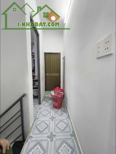 LÊ VĂN QUỚI - HẺM 5M - 36M2 - SỔ ĐẸP HOÀN CÔNG ĐỦ - NHÀ ĐẸP VÀO Ở NGAY - GIÁ CHỈ HƠN 3 TỶ - 3