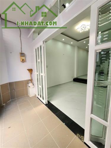 NHÀ ĐẸP B.ÁN - GIÁP NGUYỄN OANH & NGUYỄN VĂN LƯỢNG P17 GV - HXH ĐẬU CỬA - DT 45M² - 3 TẦNG - 4