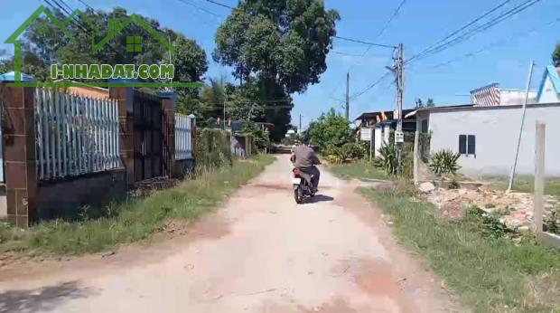 Bán lô đất 128m2 - giá 9xx triệu - gia bình - trảng bàng- gọi cho em xem đất - 1