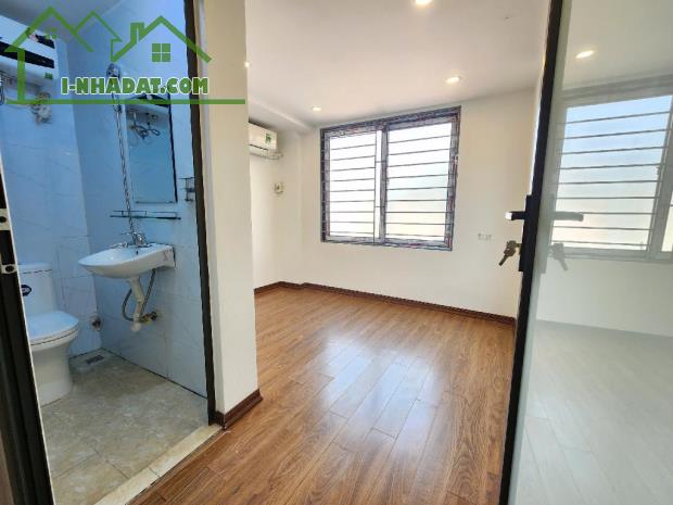 Bán nhà đẹp Ngọc Lâm - Ô tô - Dân xây - 2 mặt thoáng- 48m2 nhinh 7 tỷ(TL)
