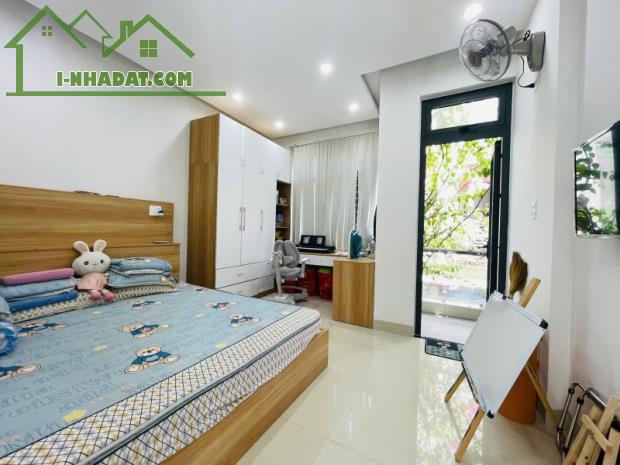 # Nhà sát Mặt Tiền Dũng Sĩ Thanh Khê, 70m2, 3 tầng cực xịn, 4PN, 3.53 tỷ - 1