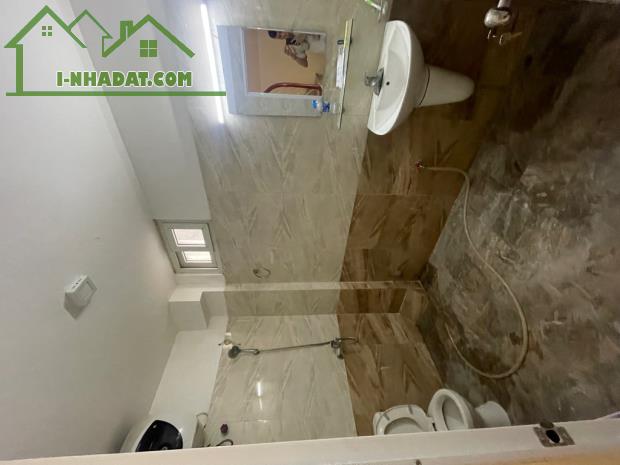 BÁN NHÀ PHÚ ĐÔ DÂN XÂY CỐT TỐT NHÀ ĐẸP Ô TÔ GẦN NGÕ NÔNG SỔ VUÔNG GIÁ NHỈNH 6 TỶ