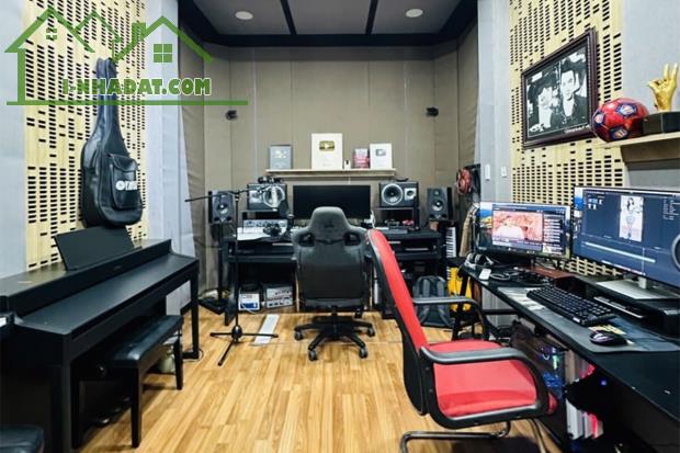 Bán nhà Nguyễn Đình Chính Phường 15 Phú Nhuận, Xe hơi 48m² 3 Tầng BTCT - Giá 7.7 tỷ TL - 5