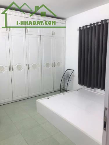 Cho thuê nhà riêng ngõ 65 Phố Đặng Văn Ngữ, 40m2, 2 tầng, 4 ngủ, 11 Triệu - 2