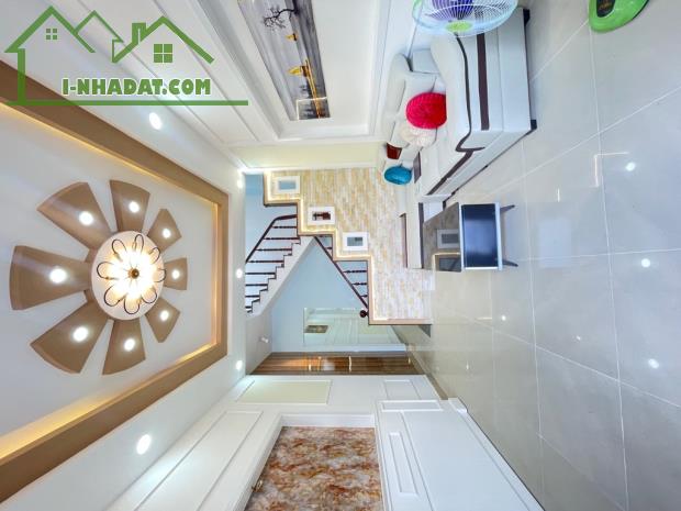 🔥🔥🏡 Bán nhà mặt tiền thạnh Xuân 21 quá đẹp 👍👍  Diện tích 76m (4x19) giá 7.5tỷ   Mô tả