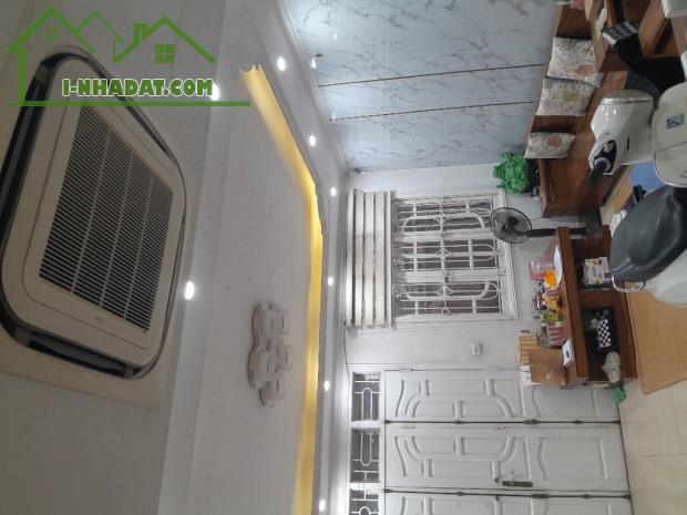 Hiếm...Bán nhà Ba Đình, ô tô đỗ cửa, 48m2, mt 5m chỉ 10.3 tỷ. Lh: 0988505246. - 2