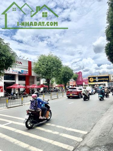 Chỉ 9 Tỷ Có Ngay 200m2 Đất Thổ Cư Quận Tân Phú Hẽm Rộng 8m