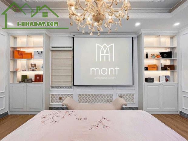 Bán Biệt Thự Mỹ Đình - Tặng Diện Tích 125m2 "Sịn Sò", Gara Ô Tô, Giá 43 Tỷ - 3