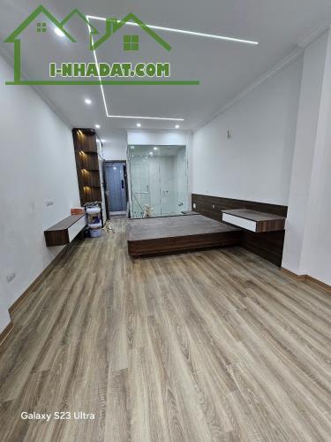 Bán nhà phân lô ôtô đậu tận cửa– số 55A ngõ 159 Pháo Đài Láng, 40m2 -7 tầng – thang máy - 1