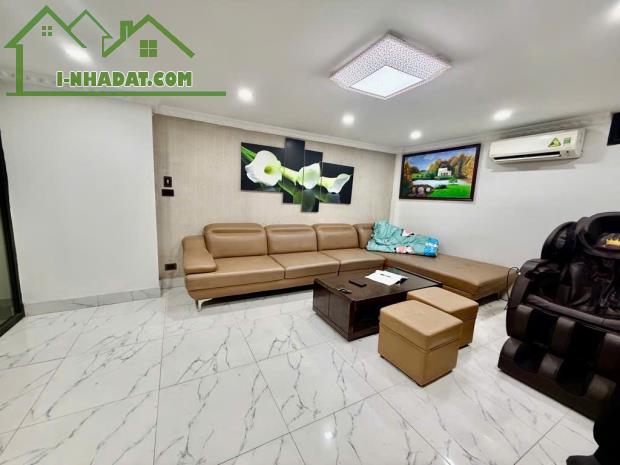 Bán Nhà Thịnh Quang 64m² x 4 tầng 7.38 tỷ lô góc, ở và cho thuê sinh lời