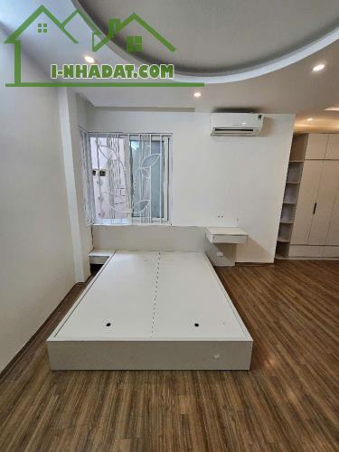 Bán nhà riêng phố Trần Khát Chân, Quận Hai Bà Trưng, 47 m2 x 5 Tầng, Ở ngay - Hơn 7 Tỷ