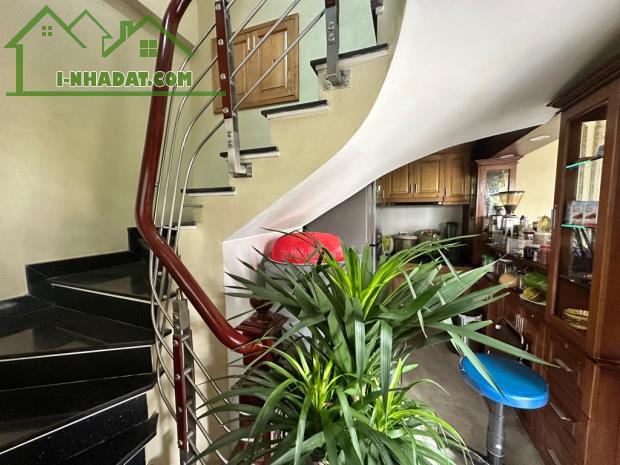 Bán nhà Phạm Văn Đồng, 46m2, phân lô, ô tô, nội thất chủ tặng,  nhỉnh 6tỷ. - 1