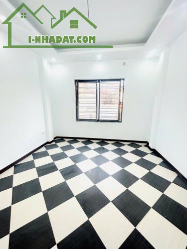 Bán nhà riêng phố Kim Ngưu, Trần Khát Chân40m2 x 5 Tầng 6 Ngủ - Ngõ to rộng - Giá 7.39 Tỷ - 2