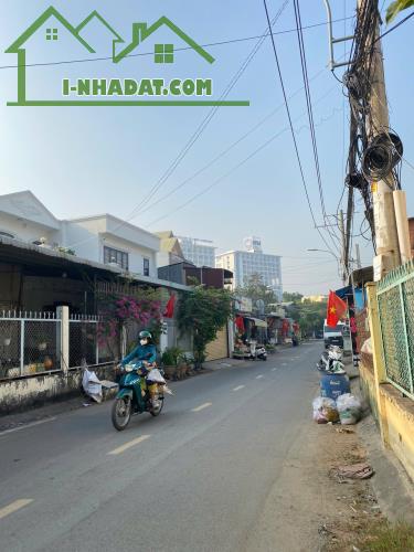 Đất Nền full Thổ Cư 70m2 , Võ Văn Hát, Long Trường, Q9, Được xây dựng 5 Tầng , 3.8 Tỷ - 3