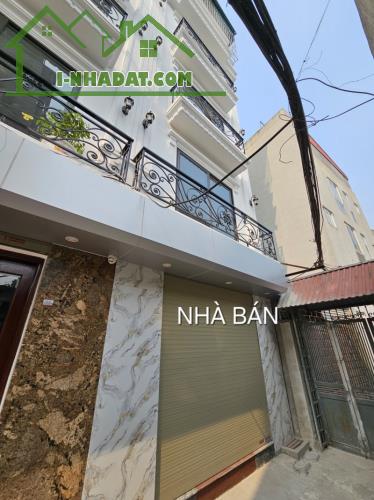 Bán Nhà Ngõ 128 Phố Ngọc Trì, Cổ Linh, Thạch Bàn, 35m2, 5 Tầng, Thang Máy, Phân Lô, Ô Tô