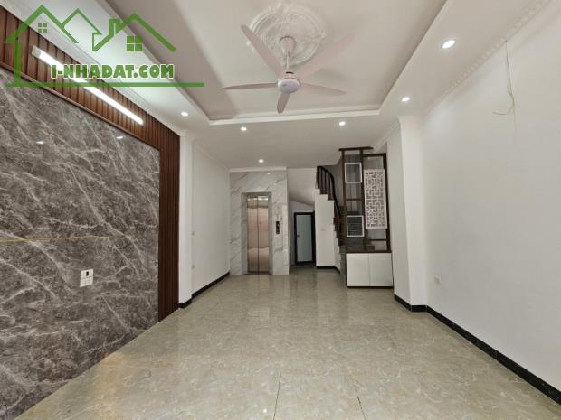 Bán Nhà Ngõ 128 Phố Ngọc Trì, Cổ Linh, Thạch Bàn, 35m2, 5 Tầng, Thang Máy, Phân Lô, Ô Tô - 2