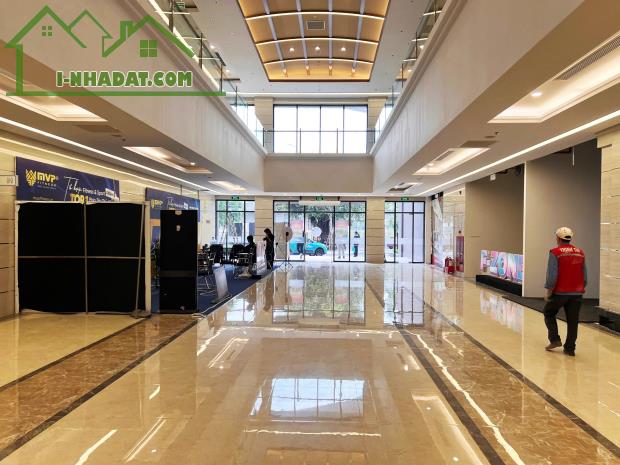 Cần Cho thuê shop chân đế Vinhomes Smart City nhiều diện tích - 2