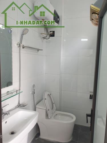 BÁN NHÀ ĐẸP 3.2 TỶ 3 TẦNG 52M2 MẶT ĐƯỜNG KHU LỘC VƯỢNG